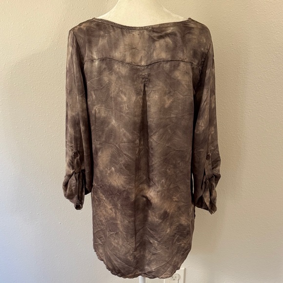 Silky Gray Women's Top - Picture 5 of 7